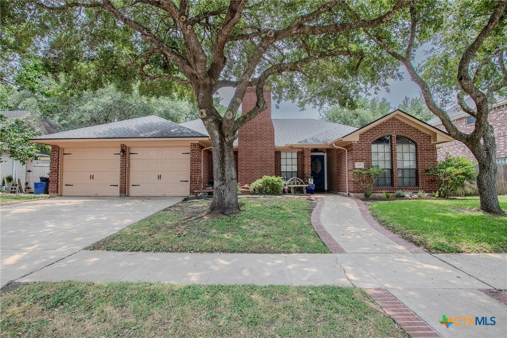 113 Ashford Drive, Victoria, TX 77904