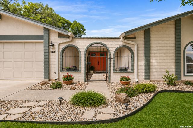6123 WILLOWRIDGE LN, San Antonio, TX 78249