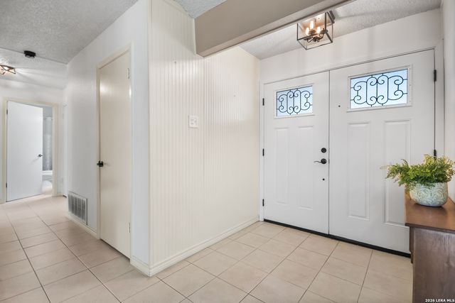 6123 WILLOWRIDGE LN, San Antonio, TX 78249