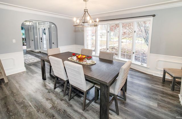 6655 Blue Spruce Drive, Newburgh, IN 47630