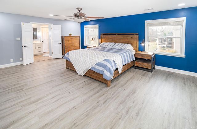 6655 Blue Spruce Drive, Newburgh, IN 47630