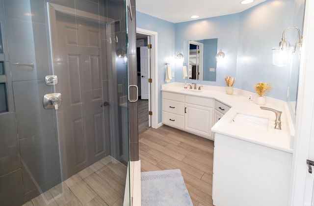 6655 Blue Spruce Drive, Newburgh, IN 47630