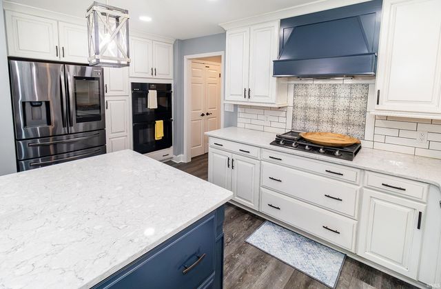 6655 Blue Spruce Drive, Newburgh, IN 47630