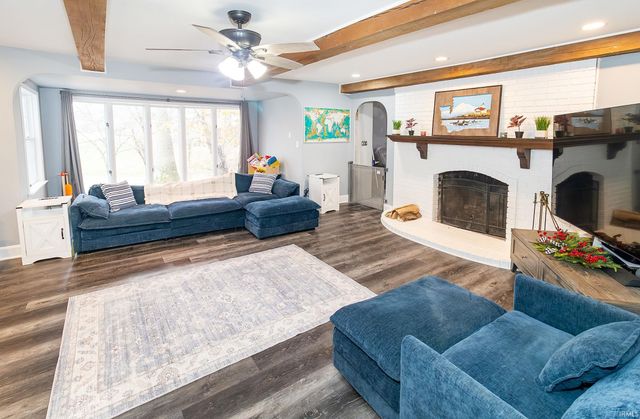 6655 Blue Spruce Drive, Newburgh, IN 47630