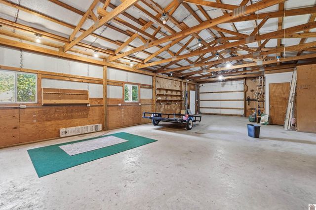 948 Kendall RD, Mayfield, KY 42066
