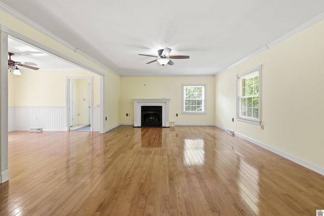948 Kendall RD, Mayfield, KY 42066