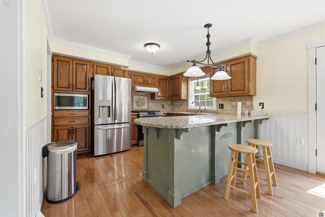 948 Kendall RD, Mayfield, KY 42066