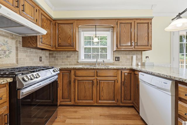 948 Kendall RD, Mayfield, KY 42066