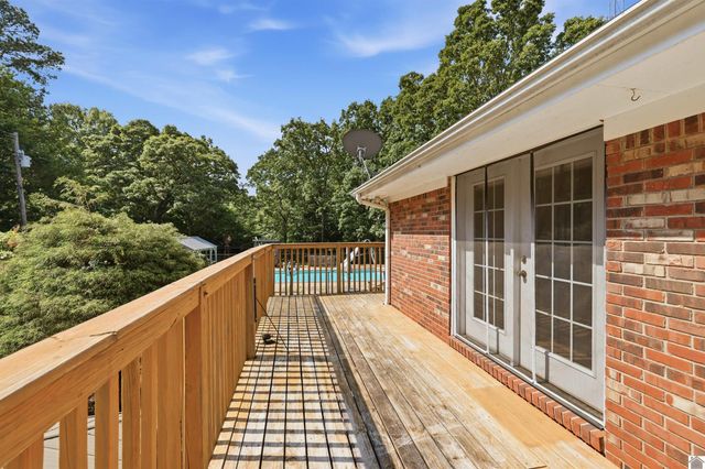 948 Kendall RD, Mayfield, KY 42066
