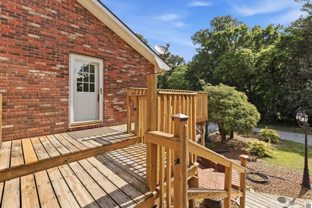 948 Kendall RD, Mayfield, KY 42066
