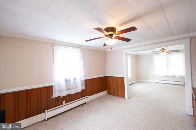 105 CENTER ST, Hurlock, MD 21643