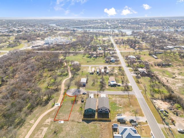 300 S Avenue P, Marble Falls, TX 78654