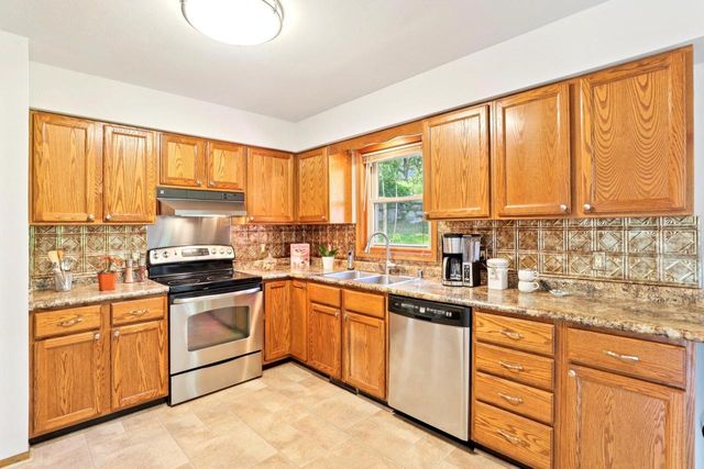 750 Engelhart Drive, Madison, WI 53713