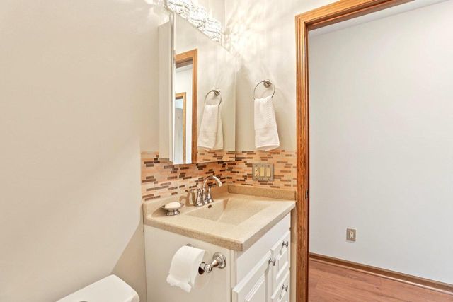 750 Engelhart Drive, Madison, WI 53713