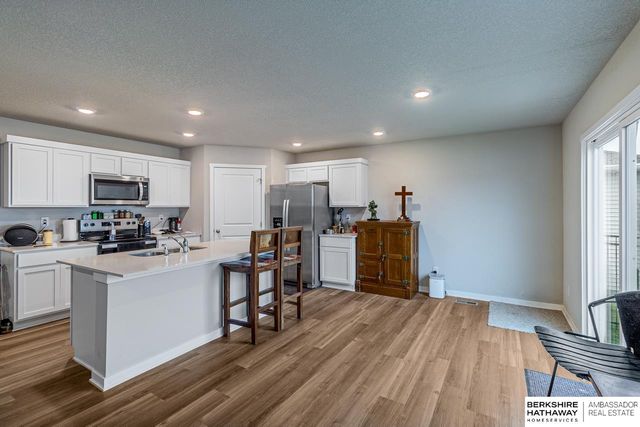 7111 S 205th Street, Gretna, NE 68028