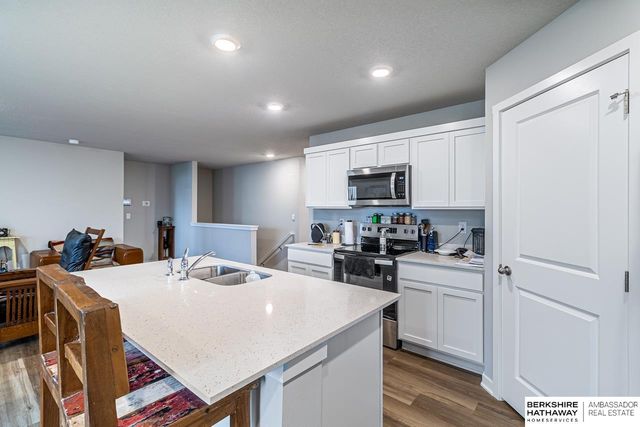 7111 S 205th Street, Gretna, NE 68028