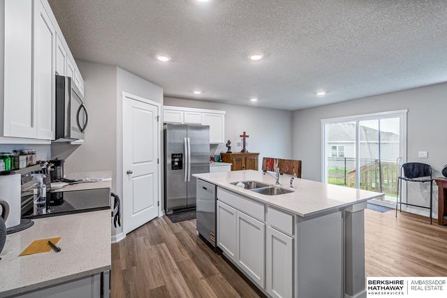 7111 S 205th Street, Gretna, NE 68028