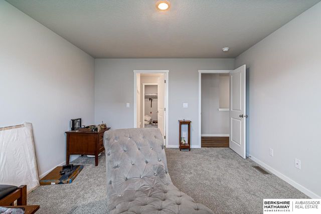 7111 S 205th Street, Gretna, NE 68028