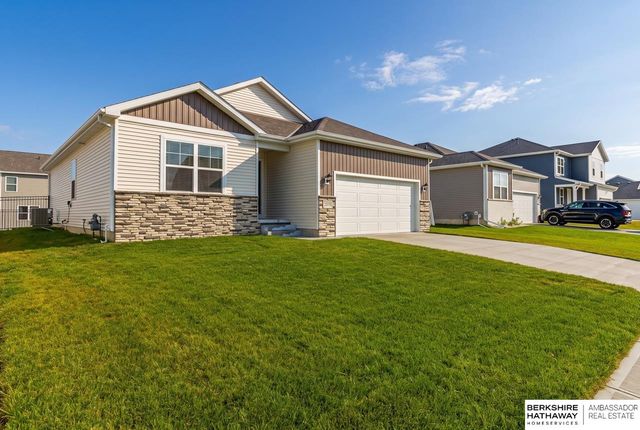 7111 S 205th Street, Gretna, NE 68028