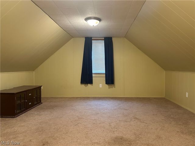 3824 Valacamp Avenue SE, Warren, OH 44484