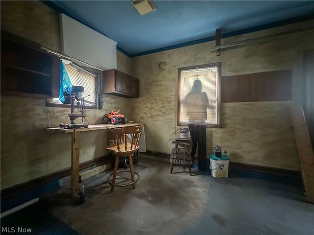 3824 Valacamp Avenue SE, Warren, OH 44484