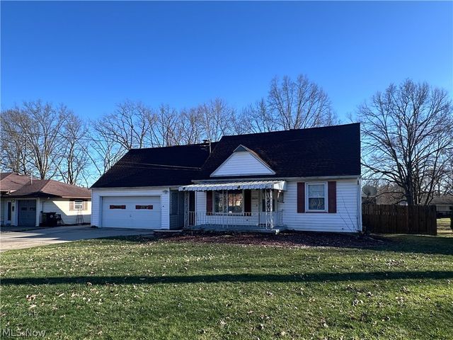 3824 Valacamp Avenue SE, Warren, OH 44484