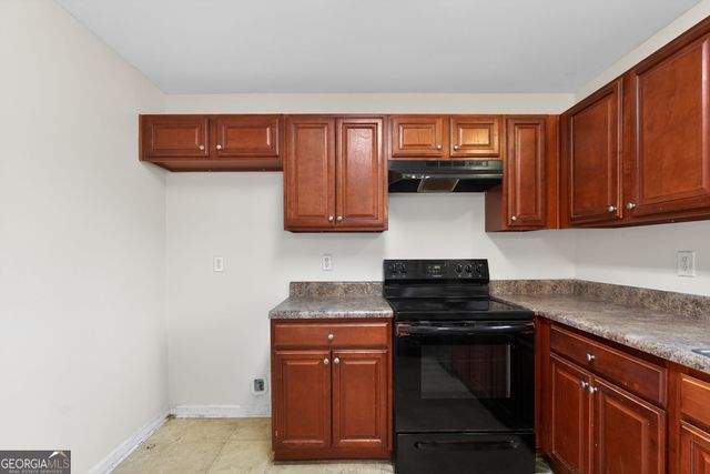 4525 Cherie Glen Trail, Stone Mountain, GA 30083