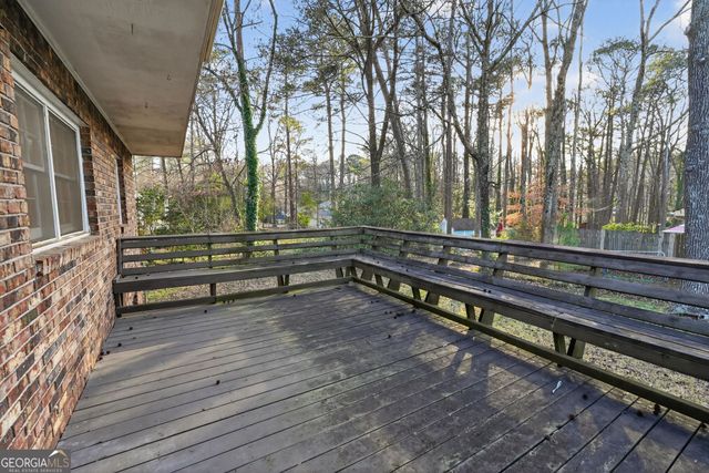 4525 Cherie Glen Trail, Stone Mountain, GA 30083