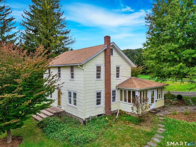 110 West High Street, East Hampton, CT 06424