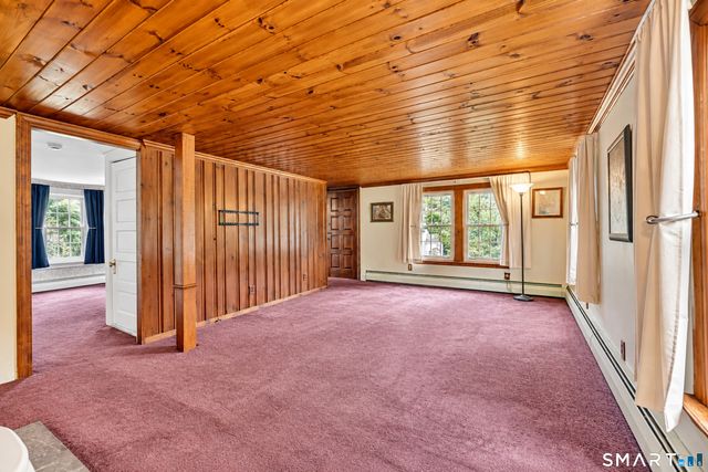 110 West High Street, East Hampton, CT 06424