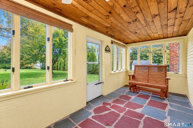 110 West High Street, East Hampton, CT 06424