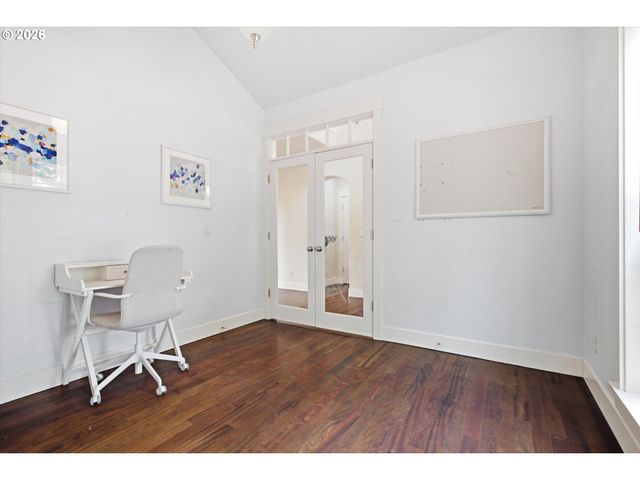11090 Nw CRYSTAL CREEK Ln, Portland, OR 97229