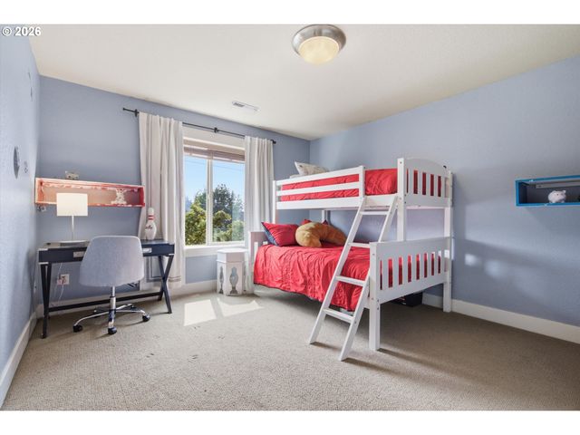11090 Nw CRYSTAL CREEK Ln, Portland, OR 97229