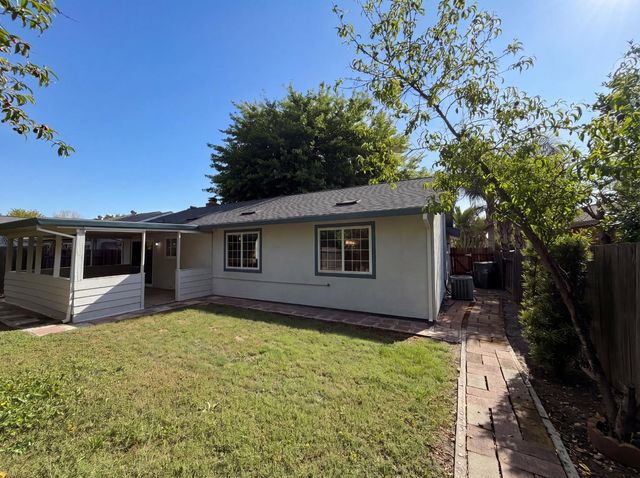 3495 Cattle Dr, Sacramento, CA 95834