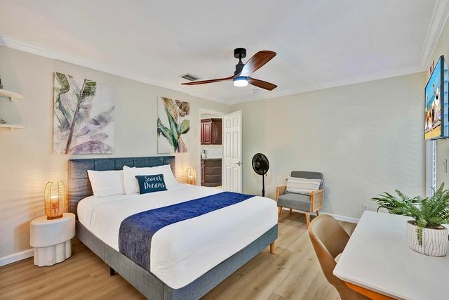 1016 Harrison Street, Hollywood, FL 33019