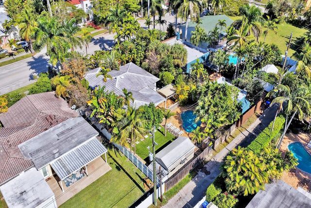 1016 Harrison Street, Hollywood, FL 33019