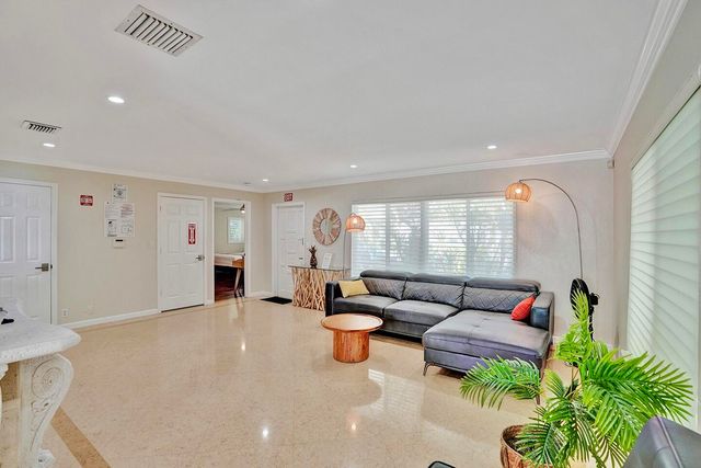 1016 Harrison Street, Hollywood, FL 33019