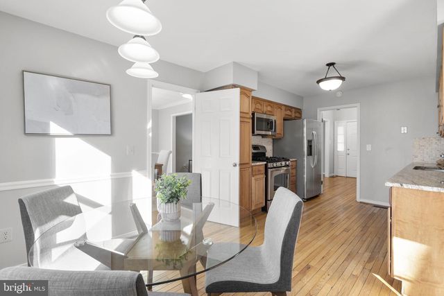 1218 DELTA GLEN CT, Vienna, VA 22182