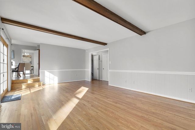 1218 DELTA GLEN CT, Vienna, VA 22182