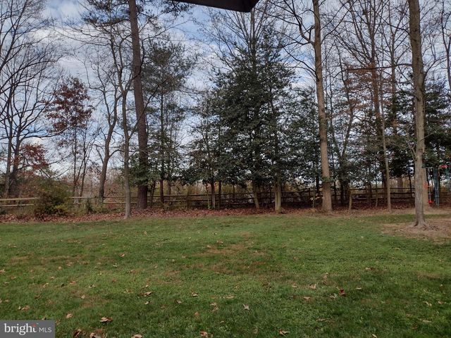 1218 DELTA GLEN CT, Vienna, VA 22182