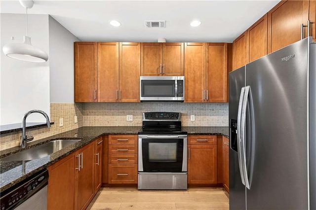 855 Peachtree NE Street 1715, Atlanta, GA 30308