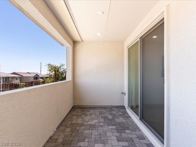11446 Contour Avenue, Las Vegas, NV 89138