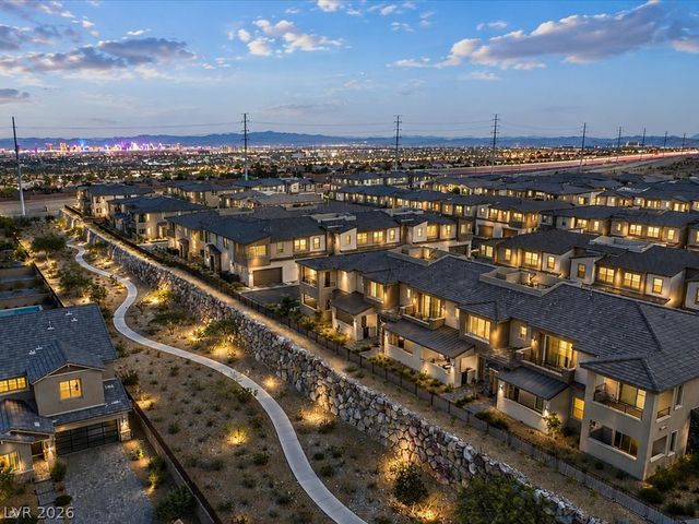 11446 Contour Avenue, Las Vegas, NV 89138