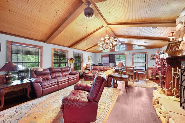 1605 County Road 1195, Yantis, TX 75497