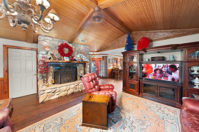 1605 County Road 1195, Yantis, TX 75497