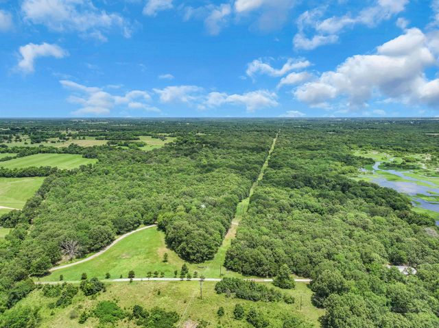 1605 County Road 1195, Yantis, TX 75497