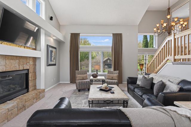 19660 Ireland Way, Lakeville, MN 55044