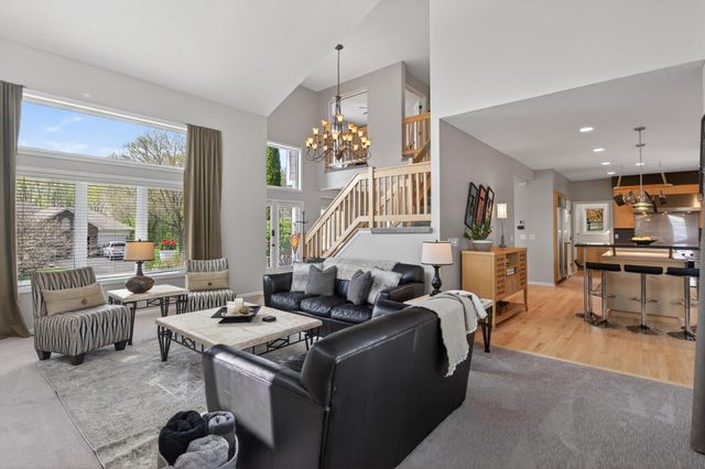 19660 Ireland Way, Lakeville, MN 55044