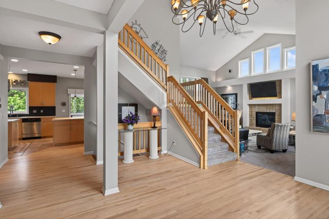 19660 Ireland Way, Lakeville, MN 55044