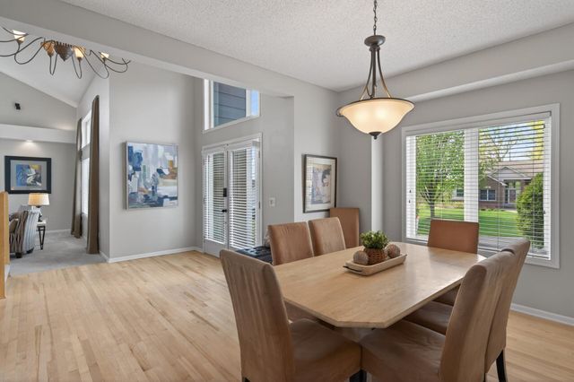 19660 Ireland Way, Lakeville, MN 55044